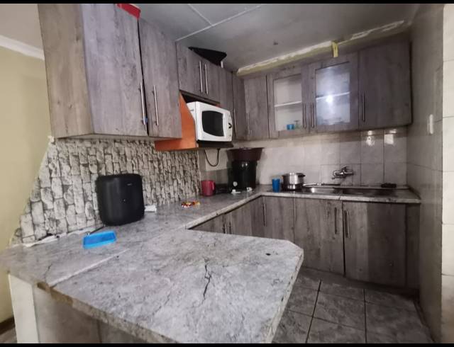 4 BEDROOM HOUSE FOR SALE IN EDEN PARK